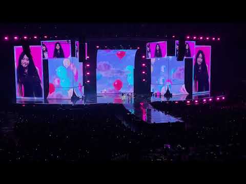 230611 WeaversCon New Jeans Hype Boy