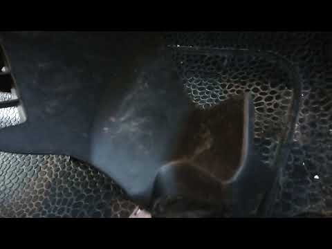 Рено Трафик 2.0 DCI, где находится блок управления подушки безопасности. Trafic Airbag Steuergerät