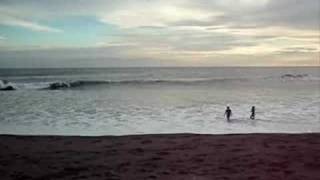 preview picture of video 'Playa Roca in Las Penitas'
