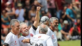 LULA E CHICO BUARQUE INAUGURAM CAMPO DE FUTEBOL NA ESCOLA NACIONAL FLORESTAN FERNANDES