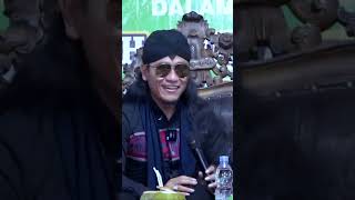 Download lagu Gus Miftah - Kiu Kiu, empuk jeru #nusidomulyo #gusmiftah #nahdlatululama  #sholawat #perempuan mp3