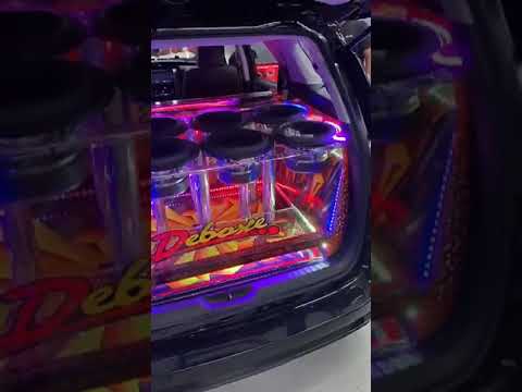 SW4 DEBOXE FINALIZADA TUDO NO ACRÍLICO (GRAVE TIGER ÁUDIO 1300RMS)