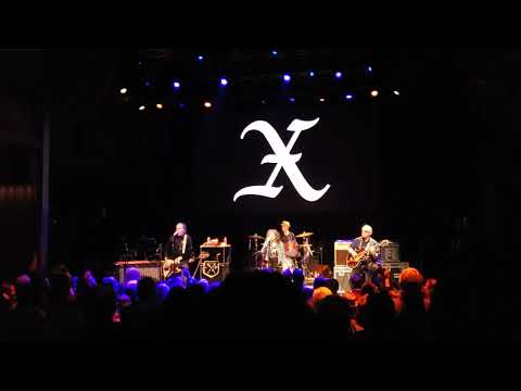 X - The World's A Mess (It's In My Kiss) [Live]