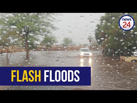 WATCH | Swimming in the streets of Upington after flash floods