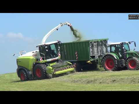 Claas Jaguar 940 beisst sich ins Gras - Lohnunternehmen Winderl - 1. Schnitt 2019