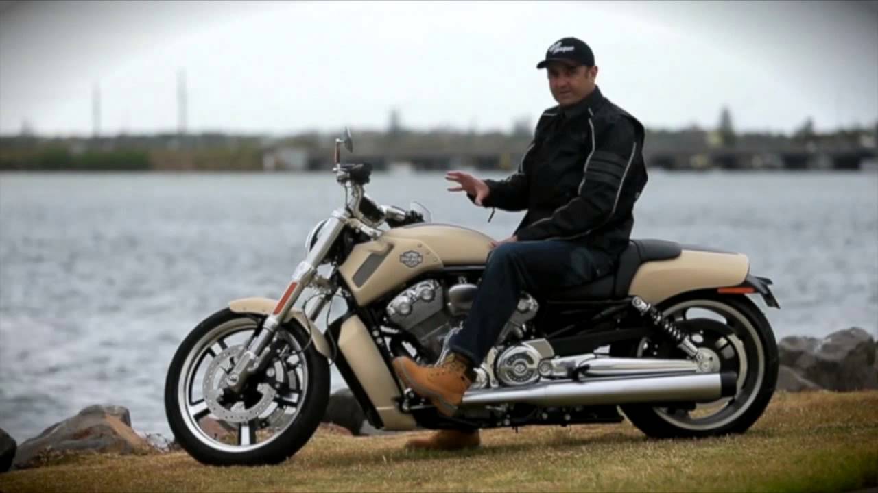 Harley-Davidson V-Rod Muscle review