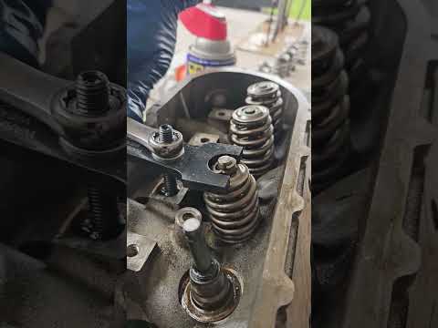 Lisle 16560 Valve Spring Compressor for LS1 "Howto Use"