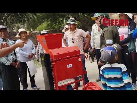 Entrega de desgranadora en Suycu chacra - Tupiza (CIFEMA)