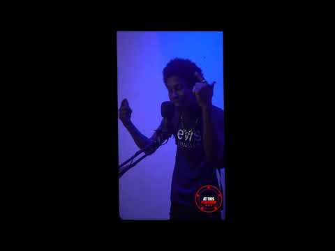 Pablo Dan - Creep In / Look At This Platform Performance /EP.1