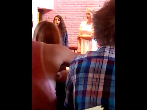 Toril, Salma och Elin sjunger!