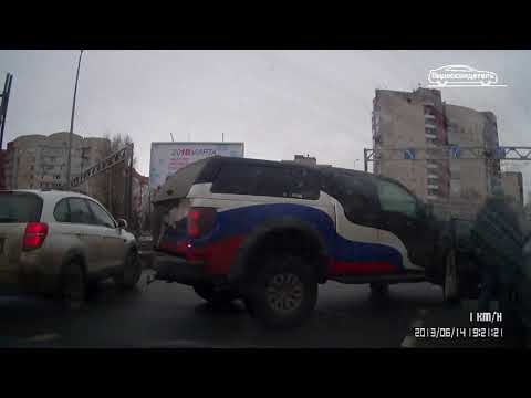 Несколько автомобилей столкнулись в Сестрорецке