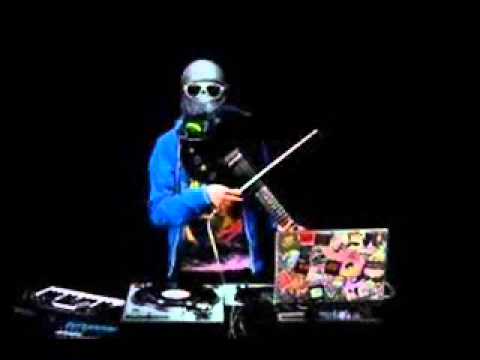 Duże Pe & Moosak - Na raz .