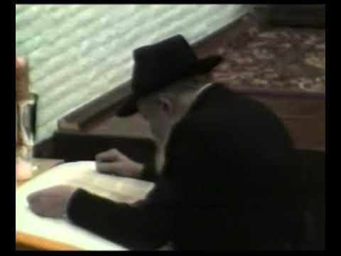 #1264 The Rebbe leads Mincha on Vov Tishrei, Rebbetzin Chana's Yartzeit