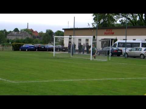 20.05.15, GLKS Dłutów - Włókniarz 1:6