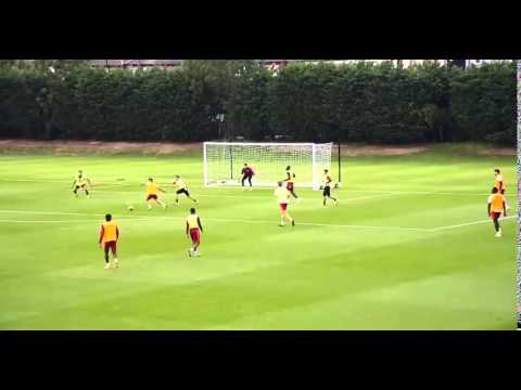Golazo de rabona de Manuel Lanzini en el entrenamiento del West Ham