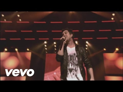 Videoclip de Qualquer Dia Deses (One Of Those Days) (Ao Vivo) — Jota Quest