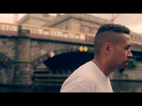 Adesse | Eine Minute | HNDGMCHT