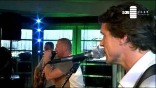 Radio 538: Racoon - Laugh about it (live bij Evers Staat Op)