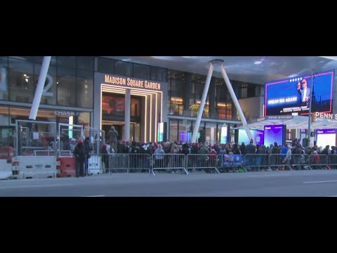 Crowds form outside MSG ahead of Donald Trump rally