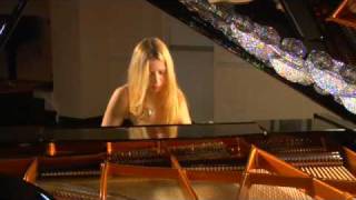 Valentina Lisitsa plays Prelude in g sharp minor Op 32 no 12 by Rachmaninoff