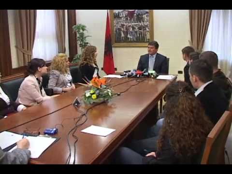 Presidenti Topi thirrje ne kuadrin e zgjedhjeve