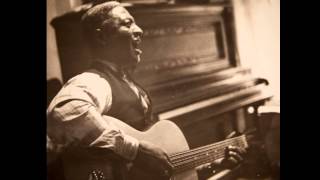 Leadbelly - Worried Blues
