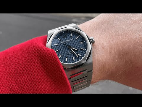 Girard Perregaux Laureato 42mm blue review - would you pick this over a Rolex?