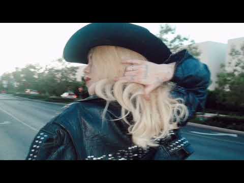 Devault, Tommy genesis & Slayyyter - Never Like Me (sped up)