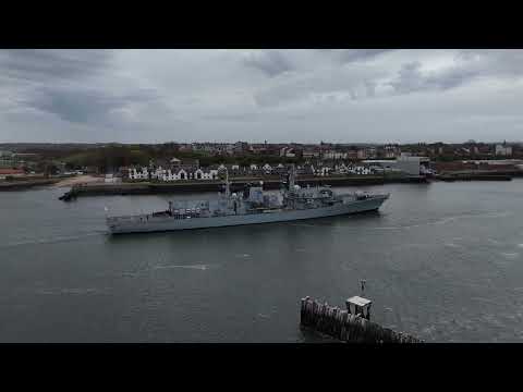 HMS St Albans visiting the River Tyne
