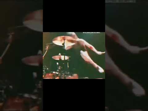 when zoltan chaney play drum😂😂😂