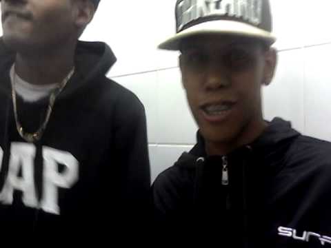 MC Bruninho Part. MC K e MC Jeazin(MEDLEY )