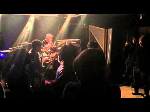 20160326 Too Kitsch To Punk   Vol 1 THE KITSCHES