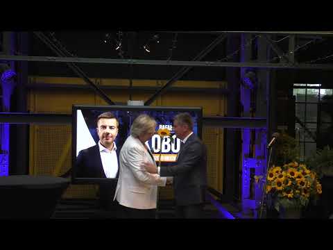 Rafał Kobos wspierany przez Mańkę-Szulik zaprezentował się jako kandydat na prezydenta Zabrza