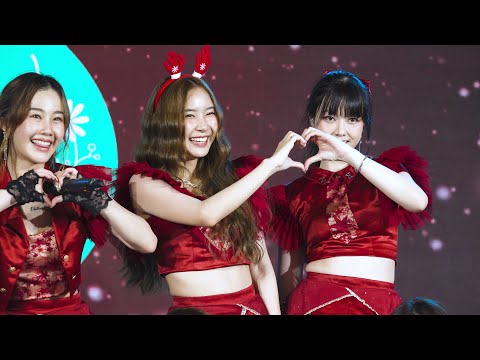 Wawa Daisy Daisy - Daisy Daisy (Christmas ver.) @TGG2021 Fashion island 20211225 [Fancam 4K]