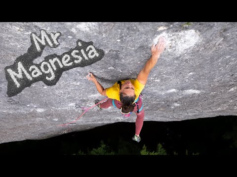 Following in the footsteps of Wolfgang Güllich - Maria climbs "Mr. Magnesia"