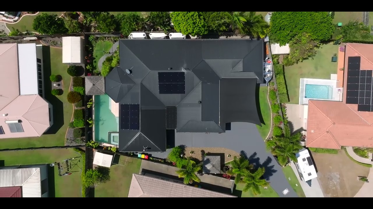 4 Redleaf Court, Currimundi — real estate video tour by Motion Creative