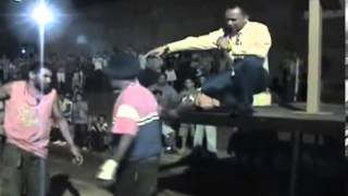 BRUJOS TRATAN DE MATAR AL EVANGELISTA