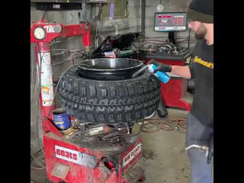 Tire stretching federal 33x12.50x20 on a fuel off road 20x14