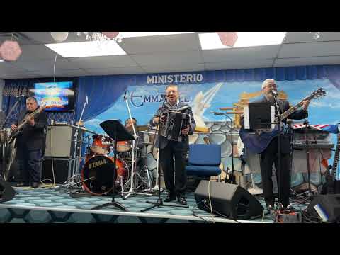 Paulino Bernal mira Dios