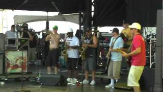 Slightly Stoopid - The Way You Move (Hangout Music Festival 2011)