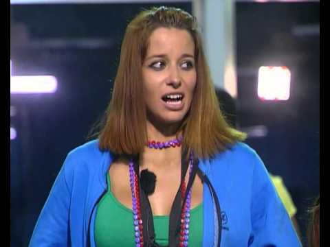 Secret Story 3: Mara Can't Believe What She Sees