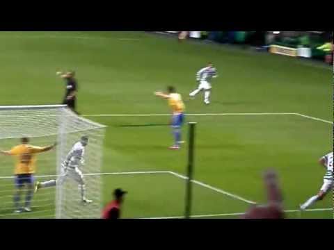 Celtic Charlie Mulgrew scores versus Helsinki