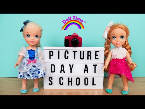 PICTURE DAY at School - Elsie and Annie Photo Day