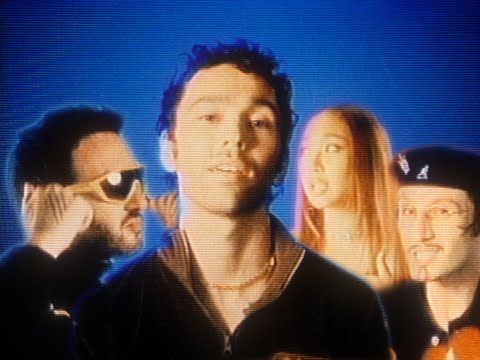 Video thumbnail for Girlfriend