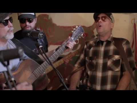 The Wilders - Mid November (Live @Pickathon 2011)