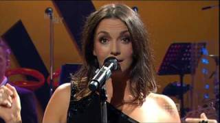 Ricki-Lee on Hey Hey It's Saturday sings Can't Touch It