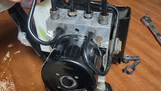 ford explorer abs module removal