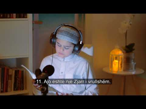 Muadhi ❤️ duke lexuar Kur'an