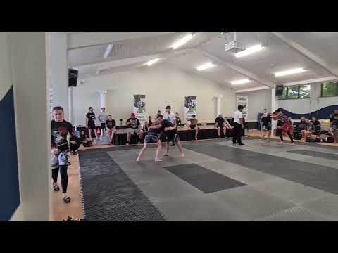 Anton vs Marty Pike, Clinch BBJ South Auckland