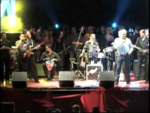 Reynaldo Armas  cantando vallenato junto a Jorge Celedon en Barinas.wmv